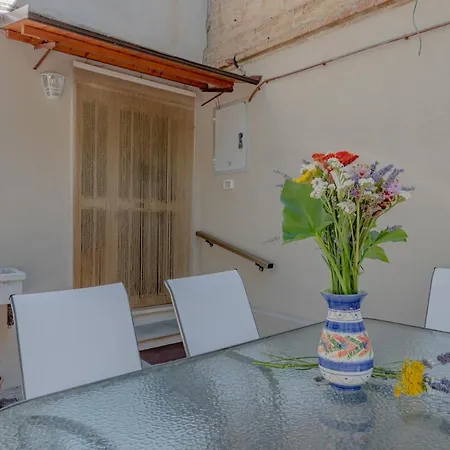 Sotto La Porta Borea * 치타 산트  안젤로